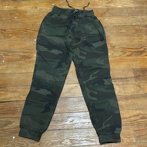 Hollister camo joggers